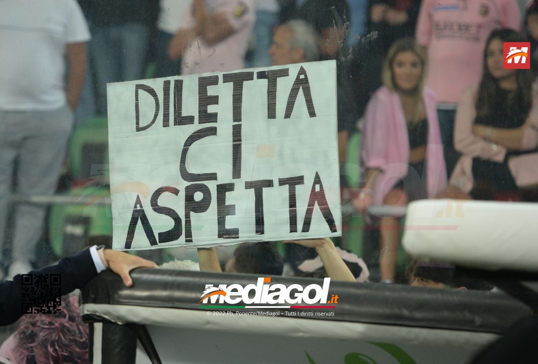 FOTO Palermo in Serie B, i festeggiamenti dei rosanero al Renzo Barbera (Gallery) - immagine 98