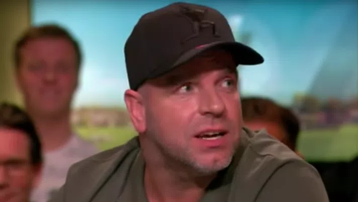 Van der Meyde: &#8220;Advocaat una volta mi beccò con una ragazza in camera&#8230;&#8221;