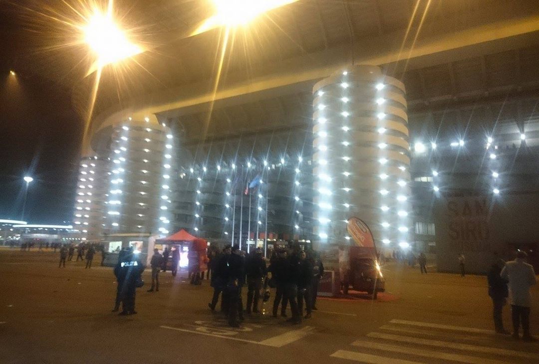  L'esterno dello stadio di San Siro (Credits: Pianetamilan.it) 