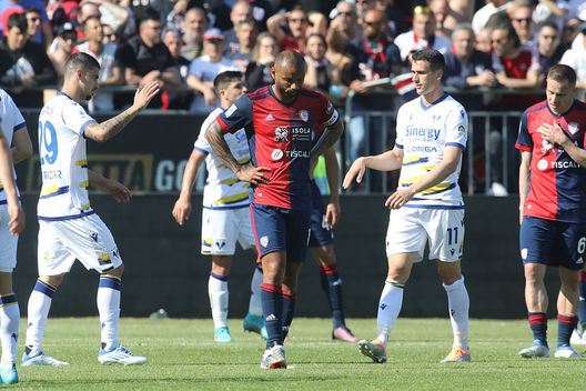 (Photo by Enrico Locci/Getty Images) Salvezza, Salernitana quasi favorita: Cagliari appeso a un filo- immagine 2