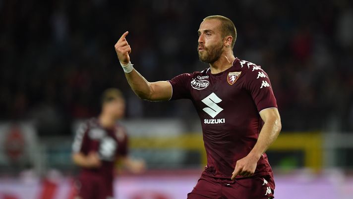 TURIN, ITALY - APRIL 18:  Lorenzo De Silvestri of Torino FC celebrates a goal during the Serie A match between Torino FC and AC Milan at Stadio Olimpico di Torino on April 18, 2018 in Turin, Italy.  (Photo by Valerio Pennicino/Getty Images) 