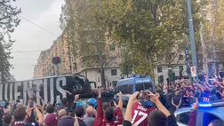 Video – Torino-Juventus: l’arrivo del pullman bianconero allo stadio