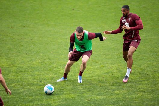 Foto: Nderim Kaceli L’allenamento al Filadelfia: partitella a campo ridotto. Bremer in gruppo- immagine 11