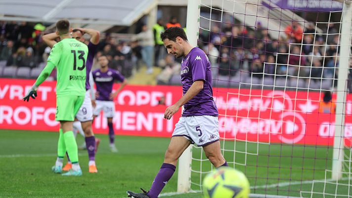 FLORENCE, ITALY - FEBRUARY 19: Giacomo Bonaventura of ACF Fiorentina shows hid dejection the Serie A match between ACF Fiorentina and Empoli FC at Stadio Artemio Franchi on February 19, 2023 in Florence, Italy. (Photo by Gabriele Maltinti/Getty Images) Derby dell’Arno, tensione tra Joe Barone e un tifoso… della Viola - immagine 1