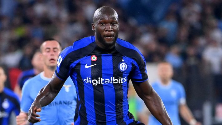 Inter, Lukaku accelera sul campo ad Appiano Gentile: l’obiettivo per il rientro Inter, Lukaku accelera sul campo ad Appiano Gentile: l’obiettivo per il rientro - immagine 1