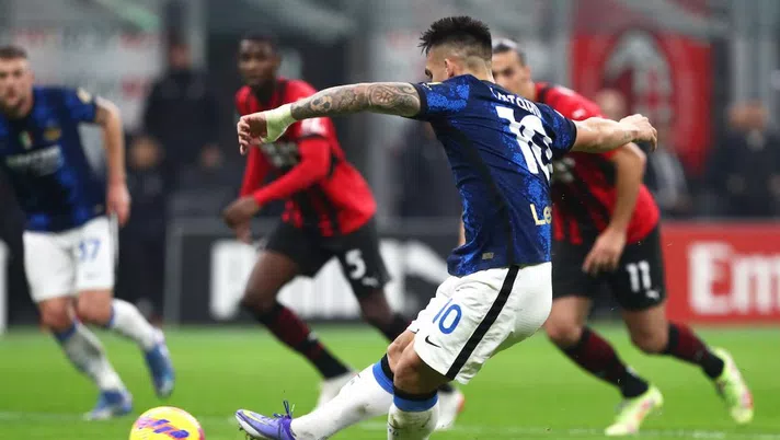 Milan-Inter: moviola. Marelli: “Secondo rigore, zero dubbi. Sul primo pro e contro” - immagine 1