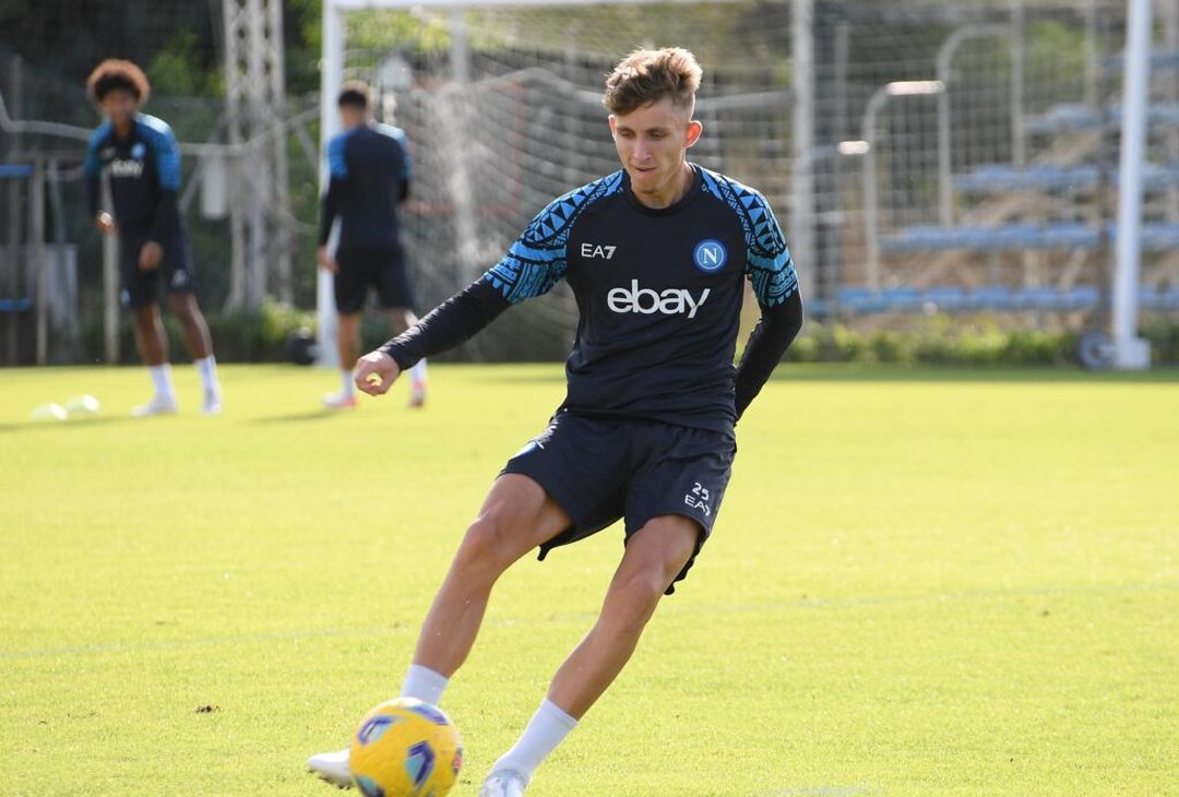 GALLERY Il Napoli si allena in vista del Cagliari: le foto della seduta - immagine 3