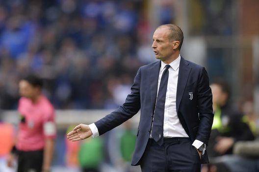 Mx Allegri, neo tecnico bianconero. Mx Allegri, neo tecnico bianconero.