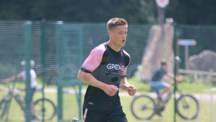 Murawski: “Stagione deludente, ora voglio la Serie A. Fiducioso per il futuro, la Nazionale…”  Murawski: “Stagione deludente, ora voglio la Serie A. Fiducioso per il futuro, la Nazionale…”