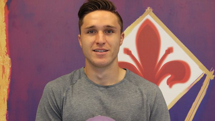 Federico Chiesa premiato con il Pallone Viola di ViolaNews.com 