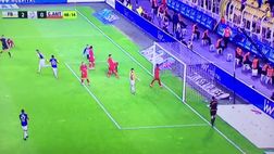 VIDEO / Van Persie, pura classe: stupendo gioco di prestigio con la suola e gol
