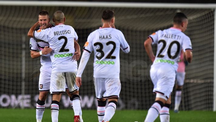 during the Serie b match between Hellas Verona and US Citta di Palermo at Stadio Marcantonio Bentegodi on November 23, 2018 in Verona, Italy.  during the Serie b match between Hellas Verona and US Citta di Palermo at Stadio Marcantonio Bentegodi on November 23, 2018 in Verona, Italy.