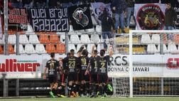 Ravasio come Giroud, si gira lui e il derby toscano è rossonero Lucchese…