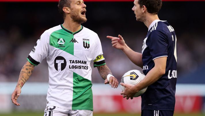 MELBOURNE, AUSTRALIA - FEBRUARY 27: Alessandro Diamanti of Western United (L) has a disagreement with Robbie Kruse of the Victory during the A-League match between the Melbourne Victory and Western United at Marvel Stadium, on February 27, 2021, in Melbourne, Australia. (Photo by Graham Denholm/Getty Images) MELBOURNE, AUSTRALIA - FEBRUARY 27: Alessandro Diamanti of Western United (L) has a disagreement with Robbie Kruse of the Victory during the A-League match between the Melbourne Victory and Western United at Marvel Stadium, on February 27, 2021, in Melbourne, Australia. (Photo by Graham Denholm/Getty Images)