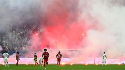 Fumogeni e derby: la “C” di Ciao Brescia nella curva della Cremonese…