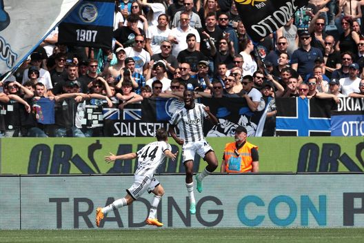 Cori razzisti a Vlahovic, Daspo a 9 tifosi dell’Atalanta: la nota della Questura- immagine 3