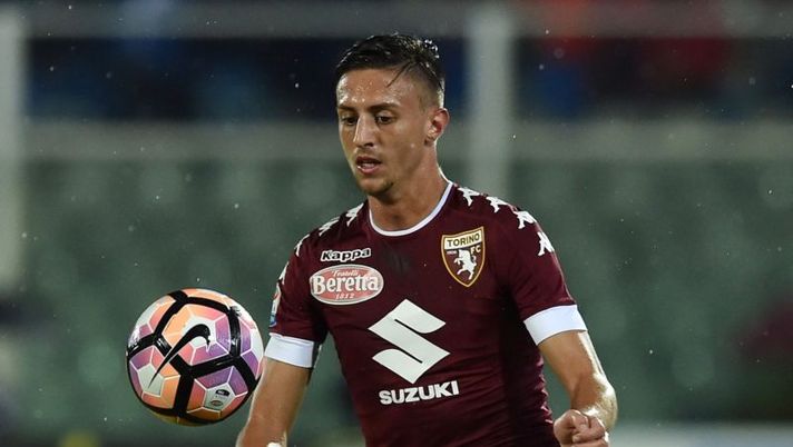 PESCARA, ITALY - SEPTEMBER 21: Antonio Barreca of FC Torino in action during the Serie A match between Pescara Calcio and FC Torino at Adriatico Stadium on September 21, 2016 in Pescara, Italy.  (Photo by Giuseppe Bellini/Getty Images)  Da Barreca a Brozovic: le sette gerarchie che cambiano. E Krejci fa il terzino! - immagine 1