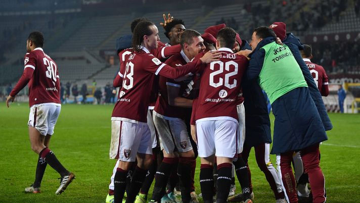 TURIN, ITALY - JANUARY 09: Alejandro Berenguer of Torino FC celebrates with teammates after scoring his goal from the penalty spot during the Coppa Italia match between Torino FC and Genoa CFC at Stadio Olimpico Grande Torino on January 9, 2020 in Turin, Italy. (Photo by Valerio Pennicino/Getty Images) TURIN, ITALY - JANUARY 09: Alejandro Berenguer of Torino FC celebrates with teammates after scoring his goal from the penalty spot during the Coppa Italia match between Torino FC and Genoa CFC at Stadio Olimpico Grande Torino on January 9, 2020 in Turin, Italy. (Photo by Valerio Pennicino/Getty Images)