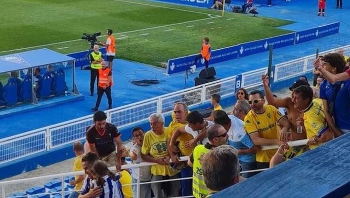 Estoril, sputi e intimidazioni contro un tifoso del Porto allo stadio con la sua bambina… - immagine 1