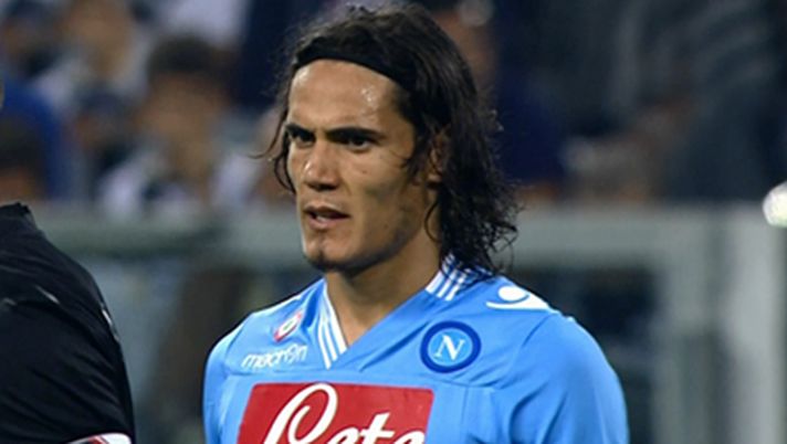Cavani scrive a Mazzarri: “Porto nel cuore splendidi ricordi, ci vediamo in Europa. Belotti…” Cavani scrive a Mazzarri: “Porto nel cuore splendidi ricordi, ci vediamo in Europa. Belotti…”