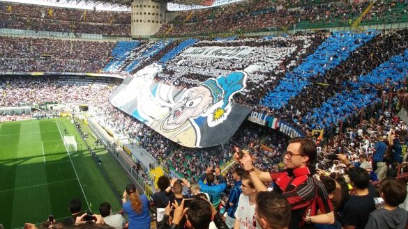  La coreografia dell'Inter (Pianetamilan.it) 