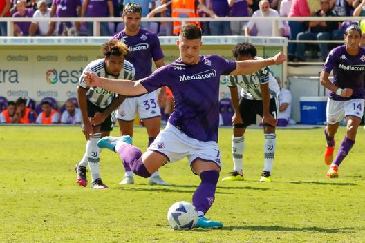 GERMOGLI PH: 3 SETTEMBRE 2022 FIRENZE STADIO ARTEMIO FRANCHI SERIE A FIORENTINA VS JUVENTUS NELLA FOTO RIGORE JOVIC Jovic sei tornato? Adesso sì che la Fiorentina può correre in A e in Europa- immagine 2