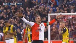 VIDEO / Van Persie, un siluro: punizione fantastica in Feyenoord-Vitesse