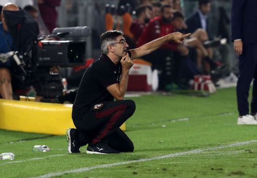 VENEZIA, ITALY - SEPTEMBER 27: Ivan Juric head coach of Torino gestures during the Serie A match between Venezia FC and Torino FC at Stadio Pierluigi Penzo on September 27, 2021 in Venezia, Italy. (Photo by Maurizio Lagana/Getty Images) VENEZIA, ITALY - SEPTEMBER 27: Ivan Juric head coach of Torino gestures during the Serie A match between Venezia FC and Torino FC at Stadio Pierluigi Penzo on September 27, 2021 in Venezia, Italy. (Photo by Maurizio Lagana/Getty Images)