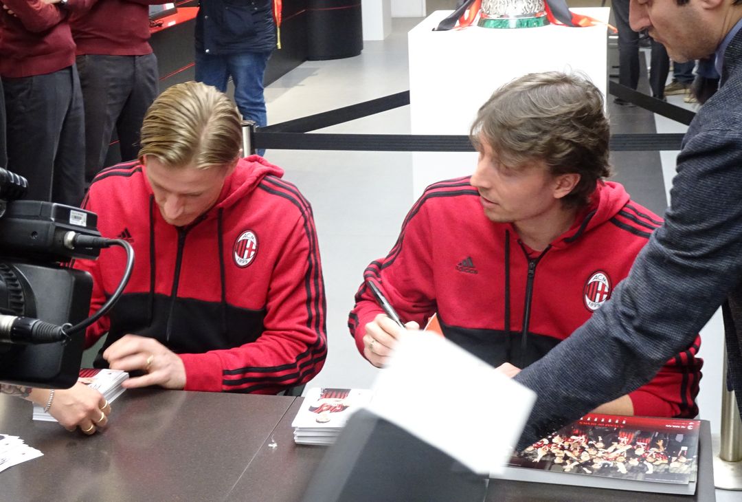 GALLERY PM – Meet&Greet a Casa Milan: tutti gli scatti - immagine 13