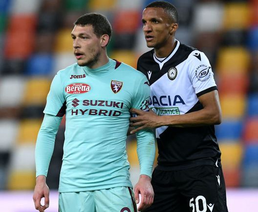 UDINE, ITALY - APRIL 10: Andrea Belotti of Torino FC and Rodrigo Becao of Udinese Calcio look on during the Serie A match between Udinese Calcio and Torino FC at Dacia Arena on April 10, 2021 in Udine, Italy. Sporting stadiums around Italy remain under strict restrictions due to the Coronavirus Pandemic as Government social distancing laws prohibit fans inside venues resulting in games being played behind closed doors. (Photo by Alessandro Sabattini/Getty Images) UDINE, ITALY - APRIL 10: Andrea Belotti of Torino FC and Rodrigo Becao of Udinese Calcio look on during the Serie A match between Udinese Calcio and Torino FC at Dacia Arena on April 10, 2021 in Udine, Italy. Sporting stadiums around Italy remain under strict restrictions due to the Coronavirus Pandemic as Government social distancing laws prohibit fans inside venues resulting in games being played behind closed doors. (Photo by Alessandro Sabattini/Getty Images)