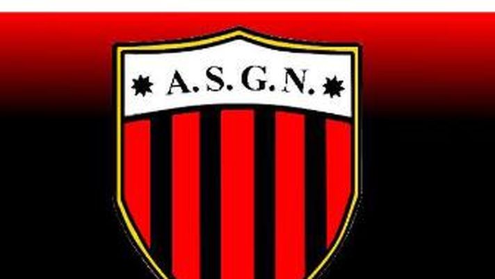 Nocerina, malore in campo per Pomante. Il giocatore è stato dimesso Nocerina, malore in campo per Pomante. Il giocatore è stato dimesso - immagine 1