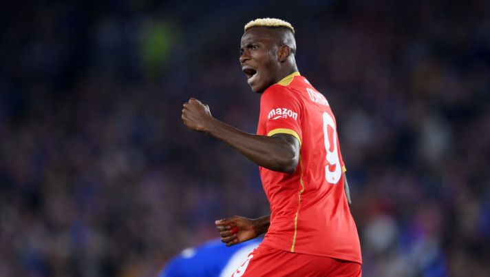 LEICESTER, ENGLAND - SEPTEMBER 16: Victor Osimhen of SSC Napoli celebrates after scoring their side's first goal during the UEFA Europa League group C match between Leicester City and SSC Napoli at The King Power Stadium on September 16, 2021 in Leicester, England. (Photo by Laurence Griffiths/Getty Images) ATTACCO – Tutti gli attaccanti per la 4a giornata al fantacalcio: chi mettere, fascia per fascia- immagine 1