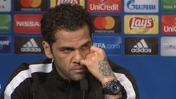 Dani Alves: “Astori? Tristi ma siamo di passaggio. Muoiono tanti bambini e non se ne parla”