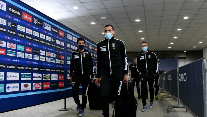 ROME, ITALY - MARCH 02: The referee Marco Piccinini during the Serie A match between SS Lazio and Torino FC at Stadio Olimpico on March 02, 2021 in Rome, Italy. The match, despite it's not postponed by Lega Serie A, will not be played as Torino team need to observe a home quarantine until midnight on Tuesday due to Covd-19. (Photo by Marco Rosi - SS Lazio/Getty Images) ROME, ITALY - MARCH 02: The referee Marco Piccinini during the Serie A match between SS Lazio and Torino FC at Stadio Olimpico on March 02, 2021 in Rome, Italy. The match, despite it's not postponed by Lega Serie A, will not be played as Torino team need to observe a home quarantine until midnight on Tuesday due to Covd-19. (Photo by Marco Rosi - SS Lazio/Getty Images)