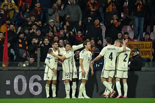 Dybala-Pellegrini: altra Joya per De Rossi. La Roma batte la Salernitana 1-2 – FOTO- immagine 2