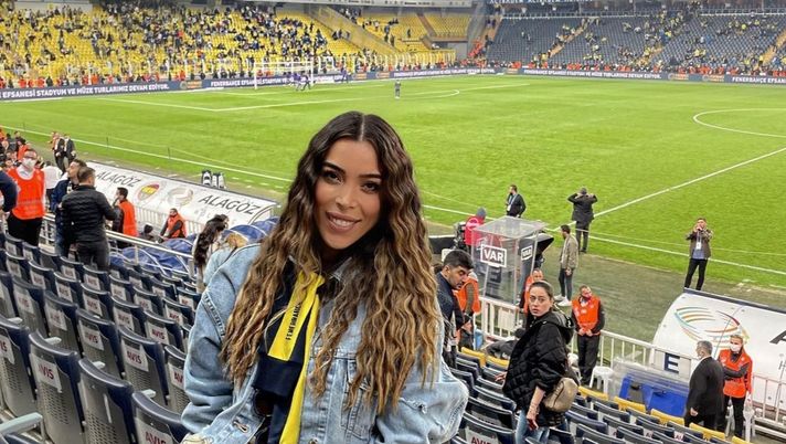 Istanbul, il derby è donna: vittoria del Fenerbahce, come esultano le tifose… Istanbul, il derby è donna: vittoria del Fenerbahce, come esultano le tifose… - immagine 1