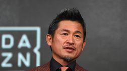 Perso per perso il derby di Yokohama, i Marinos fanno il regalo a Kazu Miura: in campo il 53enne