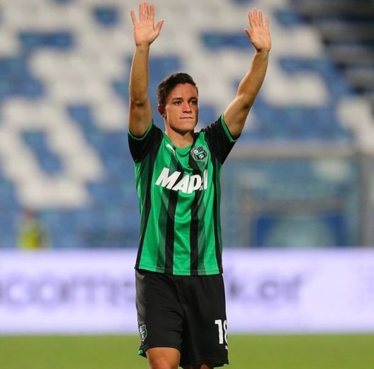 Giacomo Raspadori, attaccante in forza al Sassuolo. Giacomo Raspadori, attaccante in forza al Sassuolo.