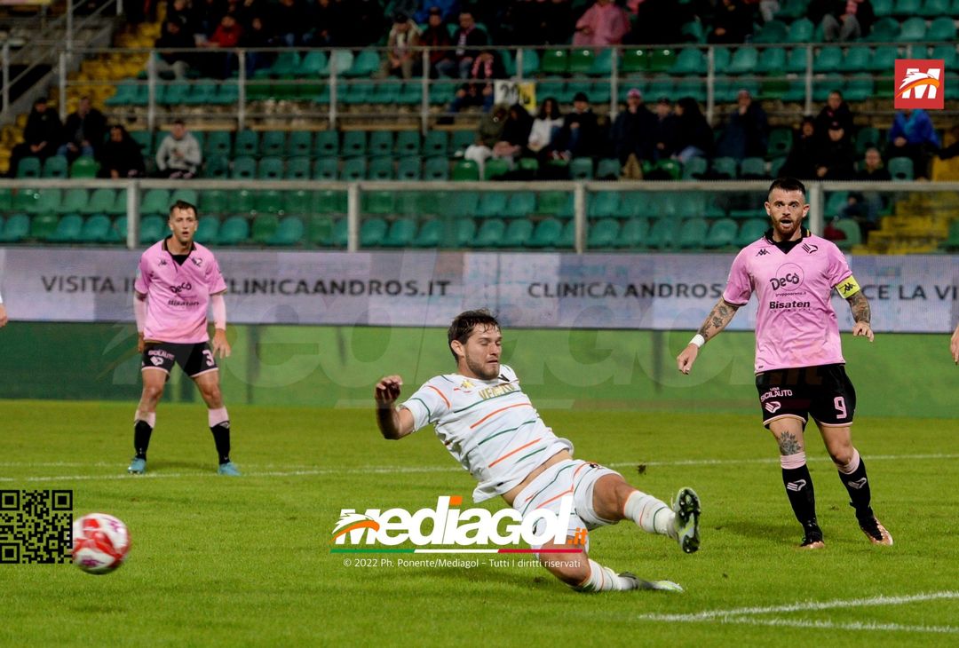 FOTO Palermo-Venezia 0-1, 14ª giornata di Serie B 2022-2023 (Gallery) - immagine 53