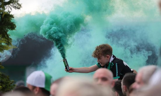 (Photo by Steve Welsh/Getty Images) Picchiato dalla polizia spagnola: la denuncia di Dave, tifoso del Celtic- immagine 2