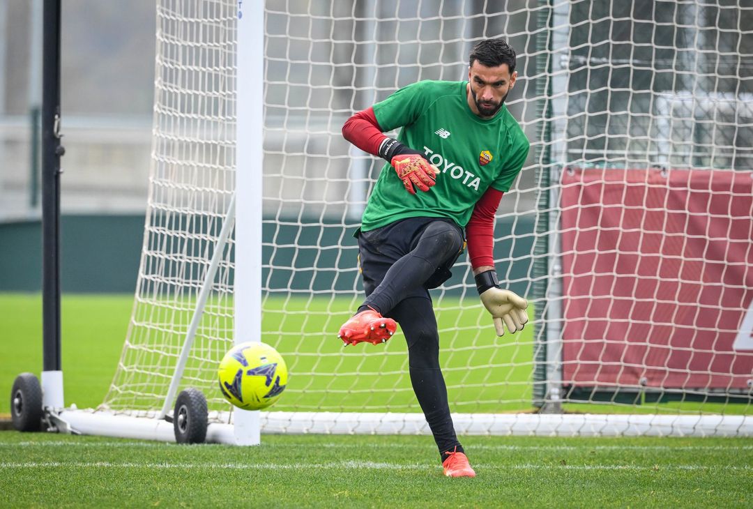 Roma, l’allenamento a due giorni dalla sfida con il Bologna – FOTO GALLERY - immagine 19
