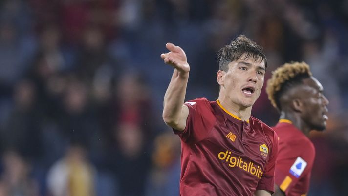 Getty Images Mourinho ha detto sì: Shomurodov, Vina e Bove resteranno alla Roma - immagine 1