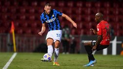 Sky – Nainggolan, addio all’Inter vicino. Skriniar, nessuna nuova offerta dagli Spurs