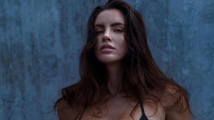 Foto: Instagram Lucia Javorcekova, lo shooting in bikini è da impazzire: che curve! - immagine 1