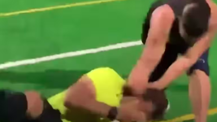 Aggressione a un arbitro: mascella rotta e lesioni gravissime! Aggressione a un arbitro: mascella rotta e lesioni gravissime! - immagine 1