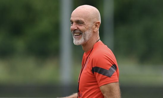 Stefano Pioli (allenatore AC Milan) qui in allenamento a Villach (Austria) nel ritiro precampionato | Milan News (Getty Images) Stefano Pioli AC Milan allenamento