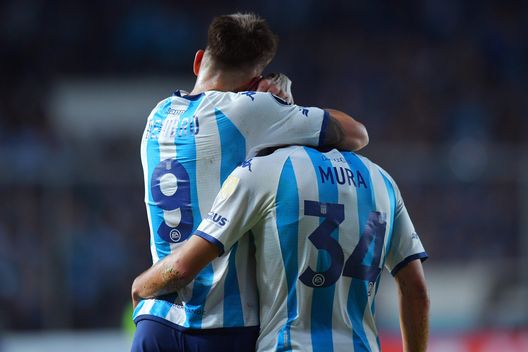 Racing, Facundo Mura si attarda negli spogliatoi e la squadra riparte senza di lui…- immagine 3