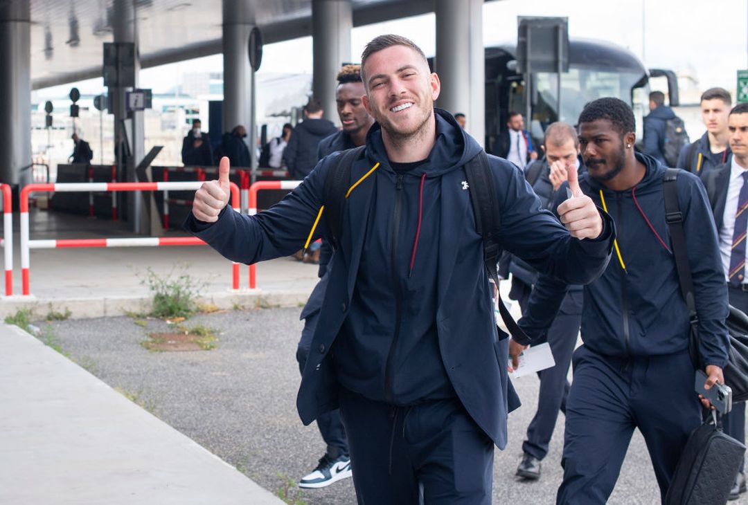 Il viaggio della Roma verso Milano per la sfida con l’Inter – FOTO GALLERY - immagine 11