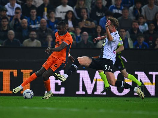 Thuram esulta sulle spalle di Lautaro: “Più vicini alle stelle”- immagine 2