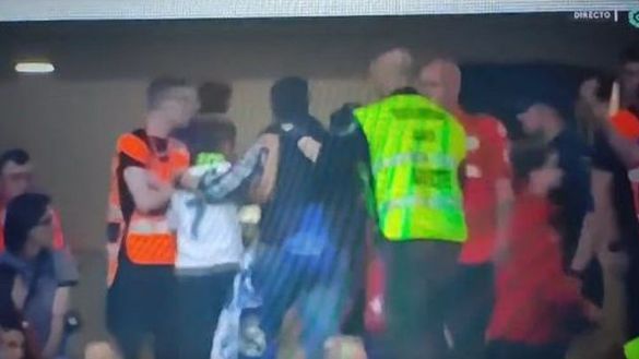 Tifoso madridista espulso dal derby: “Non per la maglia del Real, ma perché provocava…”- immagine 2